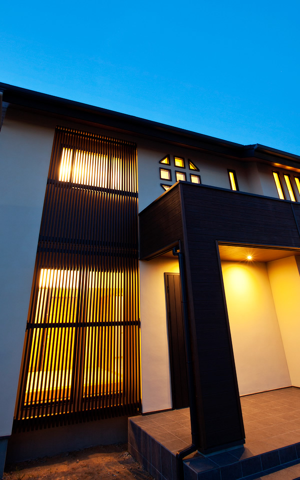 和モダンな家の写真8