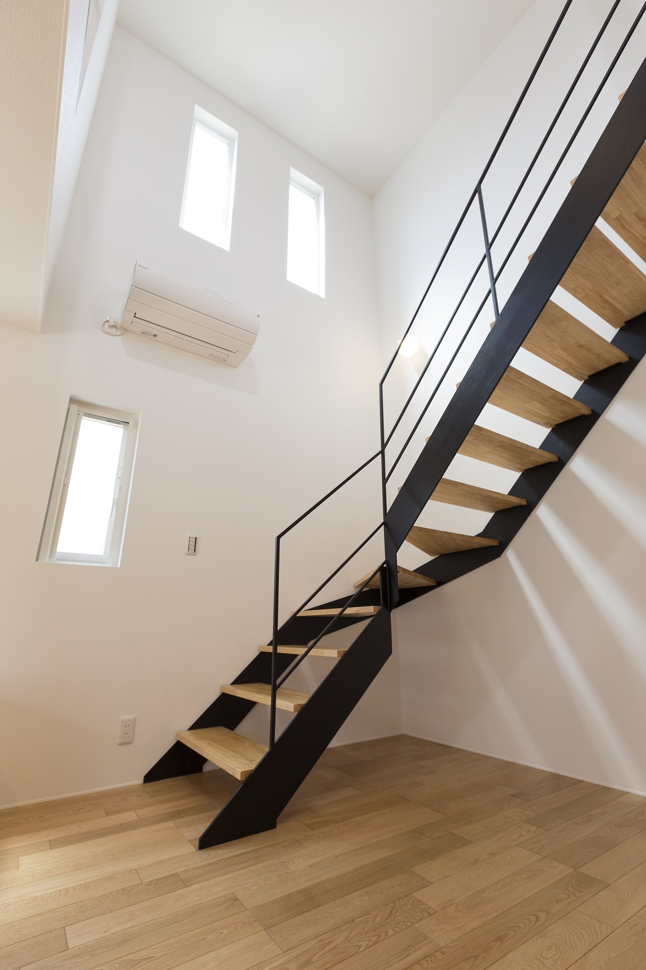 シンプルスタイルな家の写真3