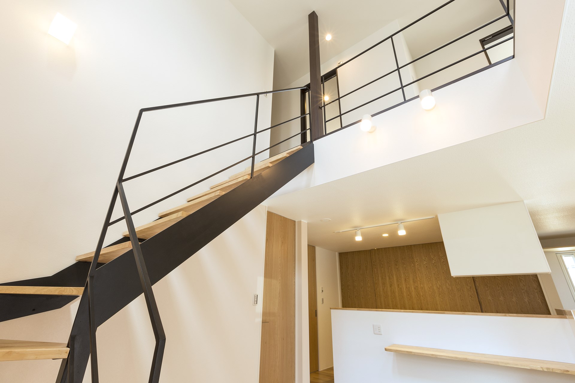 シンプルスタイルな家の写真4