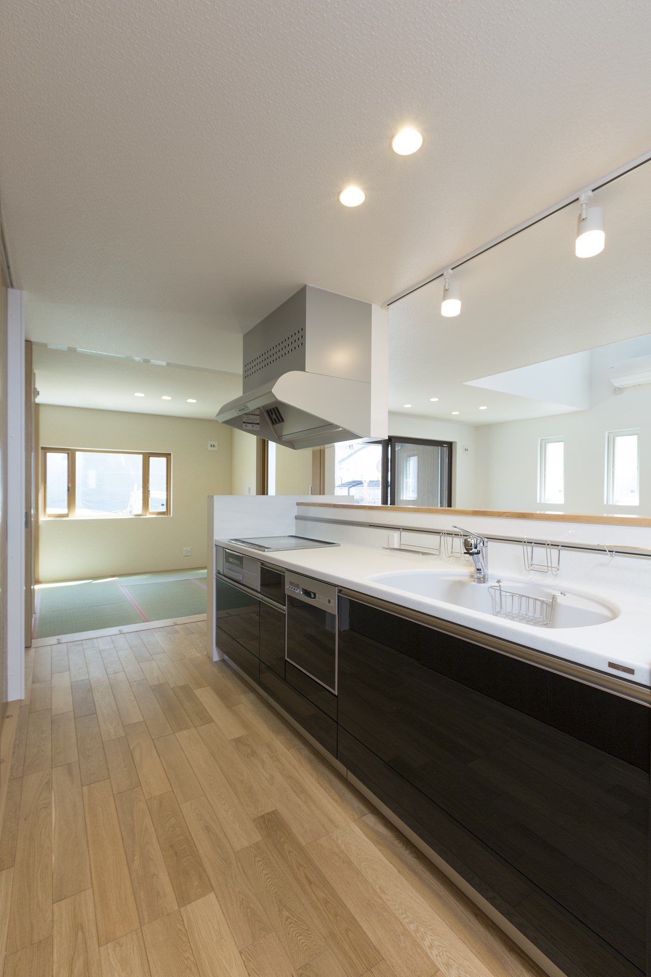 シンプルスタイルな家の写真6