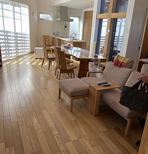 W様ー遅刻してすみません:;(∩´﹏`∩);: