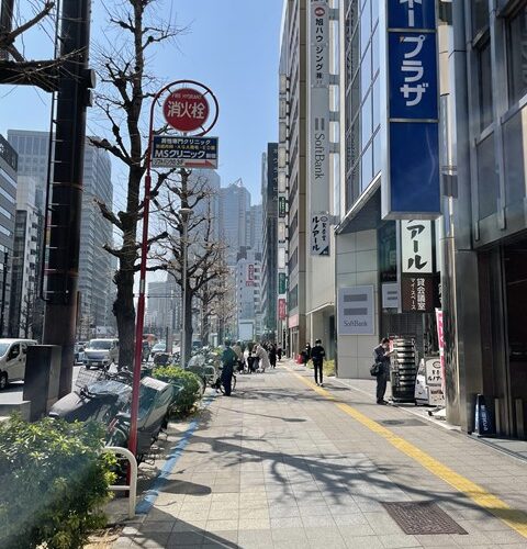 一日出張ですぅ～