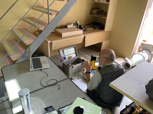 現場から中継でーす(-ω-)/