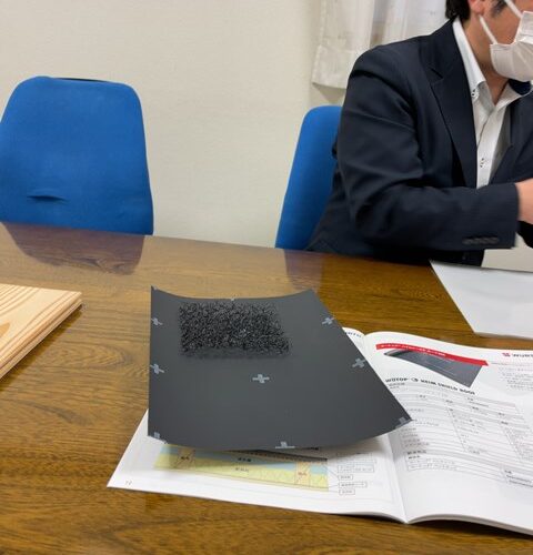 屋根、そうなんだぁ～。。。