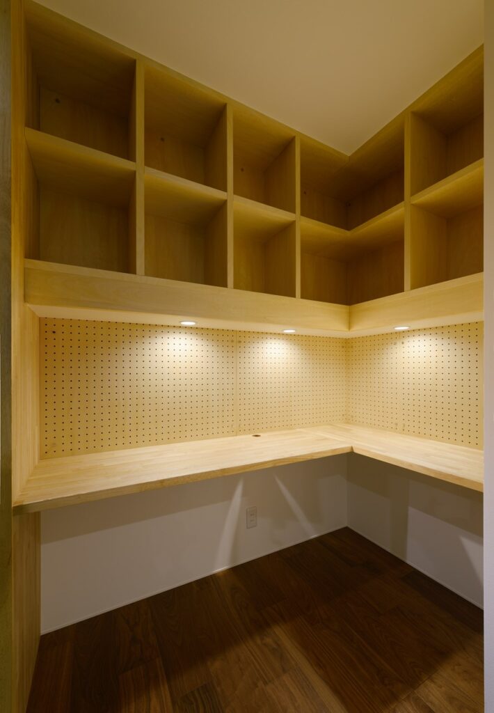 茨城県でリノベーションの会社・工務店をお探しの方へ、収納部屋のリノベーション施工事例をご紹介