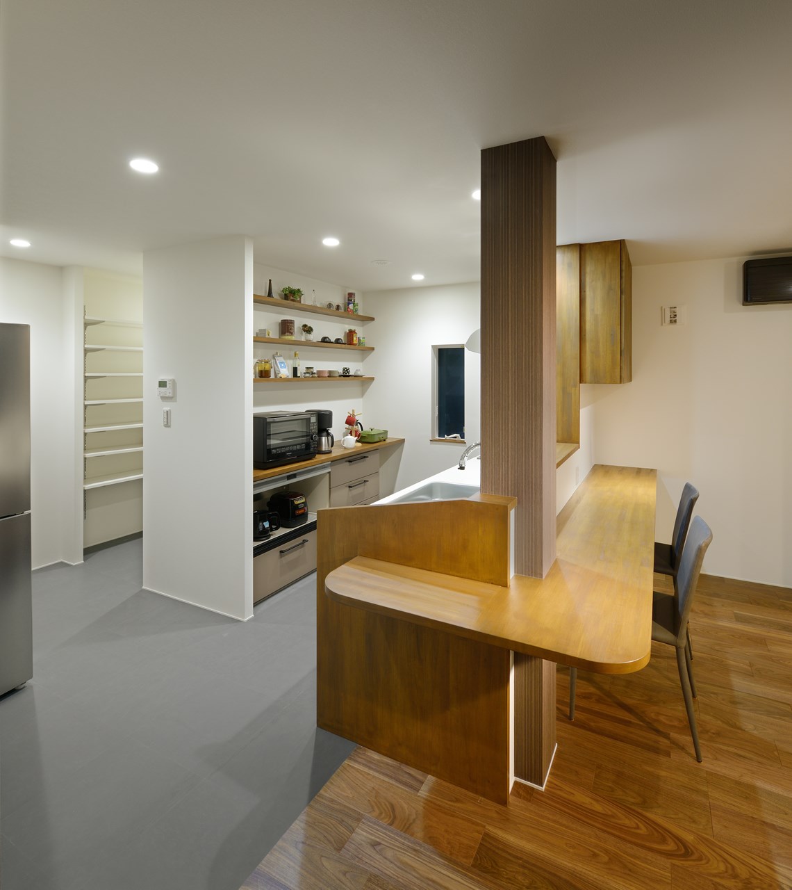 茨城県でリノベーションの会社・工務店をお探しの方へ、リビングとキッチンのリノベーション施工事例をご紹介