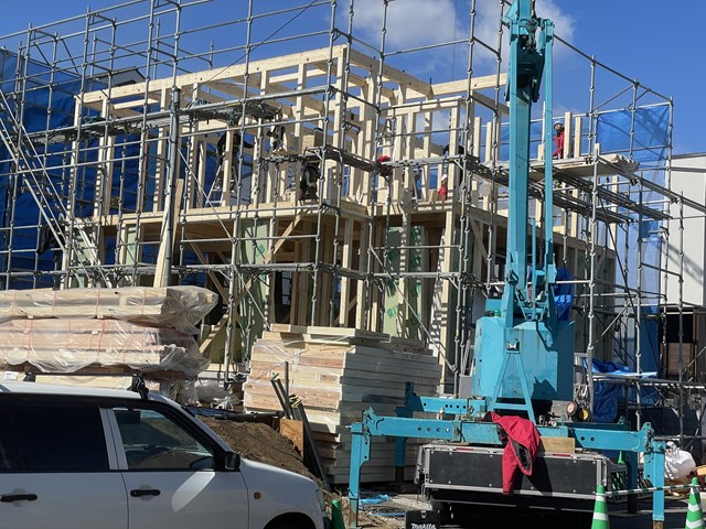 建て方ですぅ～♪