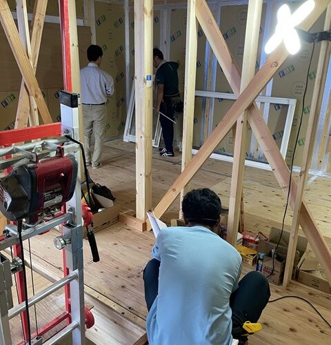 メチャクチャ時間に追われとる:(；ﾞﾟ”ωﾟ”):